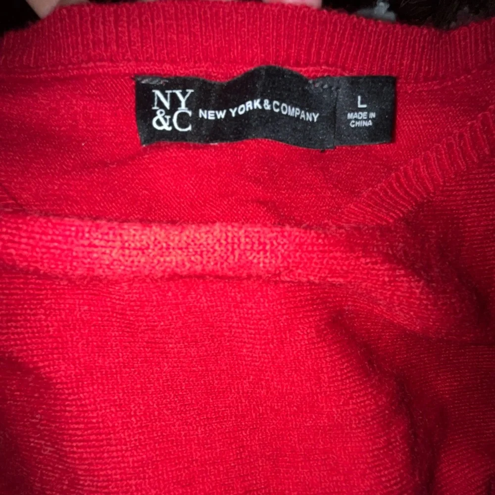 LIKE NEW New York & Company Batwing Sweater - Size: L - Color: Red